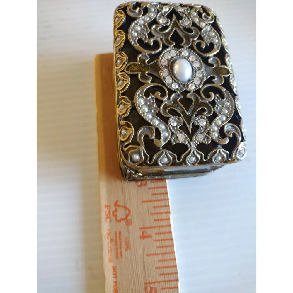 Vintage Heirloom Brass‎ Box Enamel Embellished Treasure Trinket Box Collectible